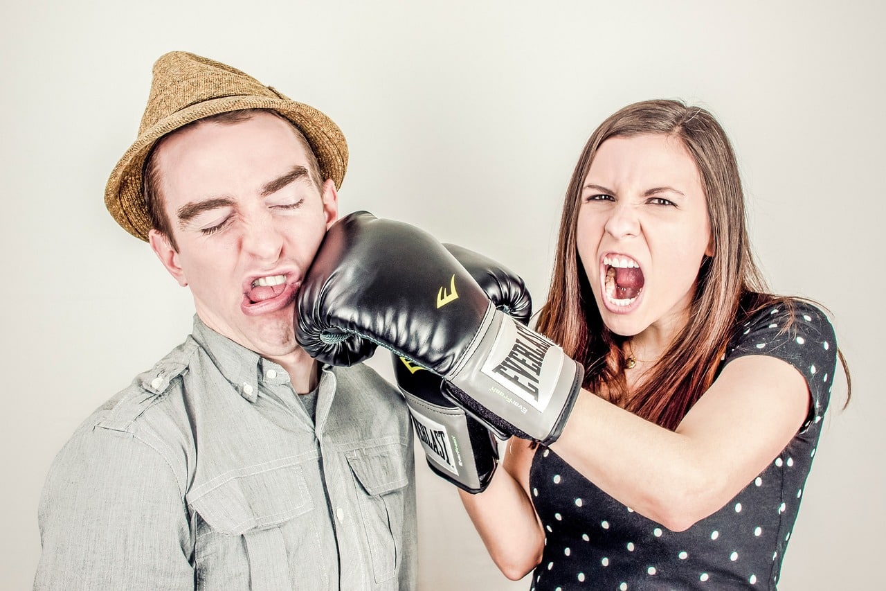 10 Cringy Ways Couples Try to Show Off Online