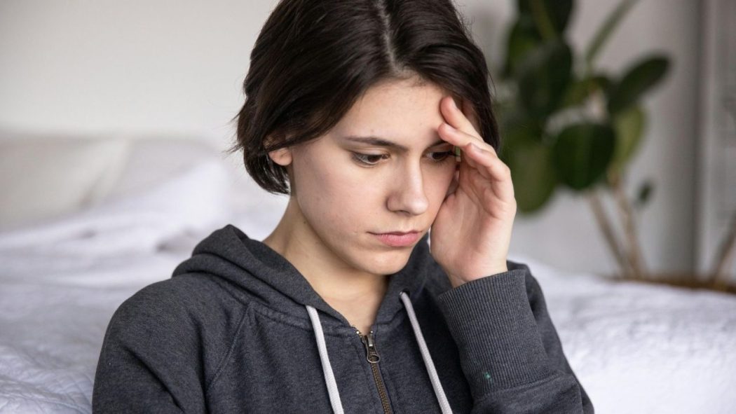 How Overthinking Ruins Relationships &amp; How to Stop It